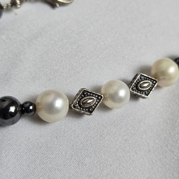 Set of Beaded Necklace and Matching Bracelet - Picture 14 of 16